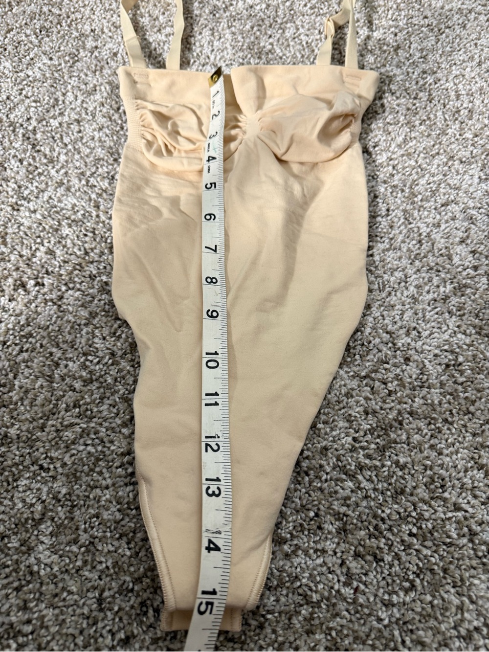 Skims Beige Nude Shapewear Bodysuit with Adjustable Straps NWOT - Picture 2 of 3